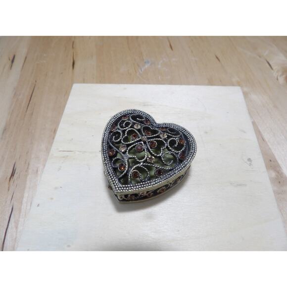 Vintage Heart Faux Amber Stones Trinket Box - Picture 6 of 9